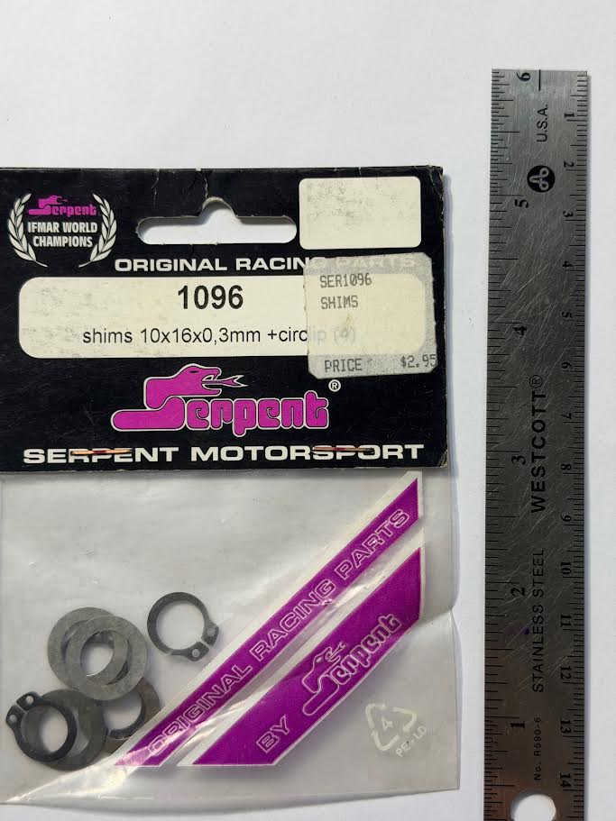 Serpent Part #SER1096 Shims 10 x 16 x 0.3mm + CirClip (4)