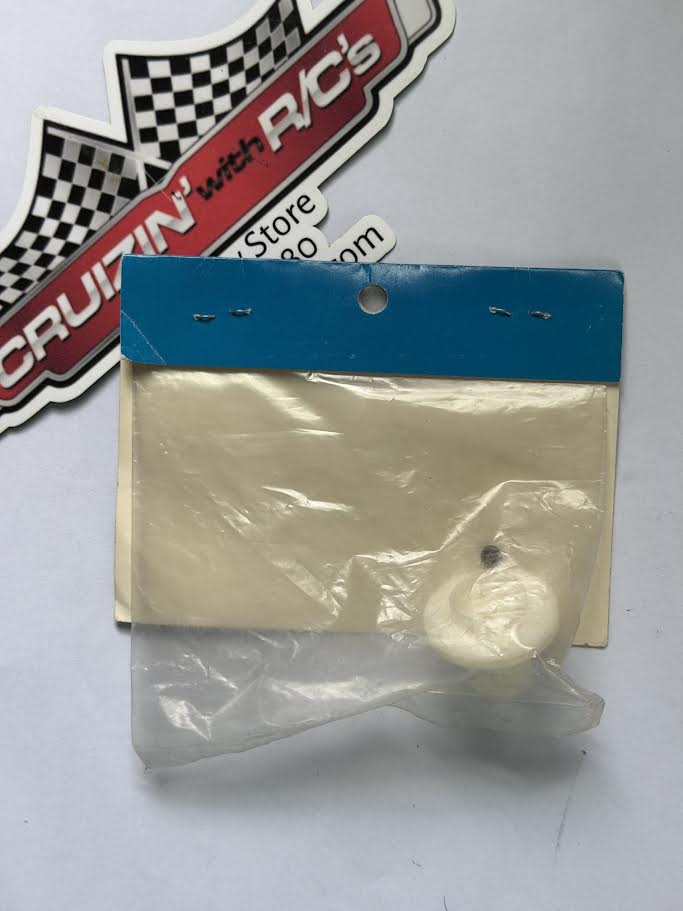 Track Master Part #TRM-3525 Lite-Weight R/C 10L Left Hub NIB vintage