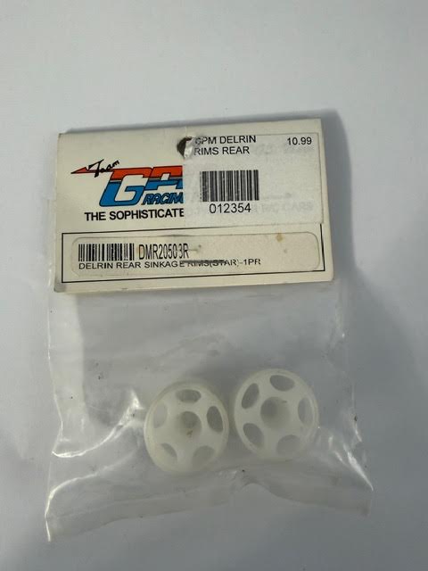 Team GPM Part #DMR20503R Delrin Rear Sinkage Rims (Star) White