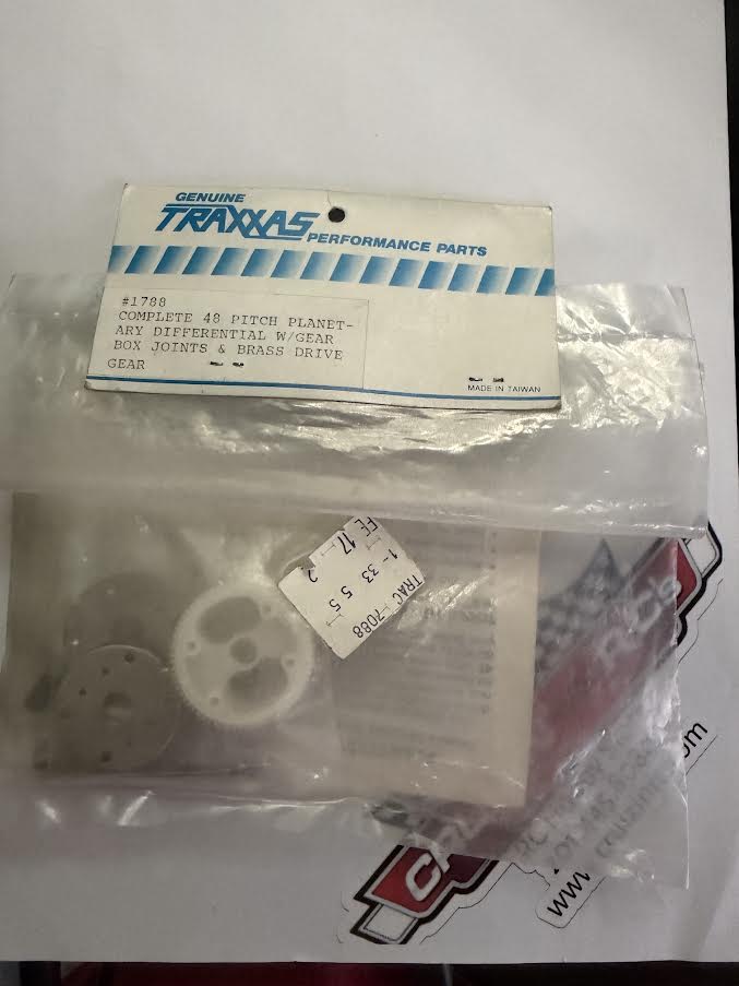 Traxxas Part #TRA1788 Complete 48 Pitch Planetary Differential w/Gear Box Joints & Brass Drive Gear VINTAGE