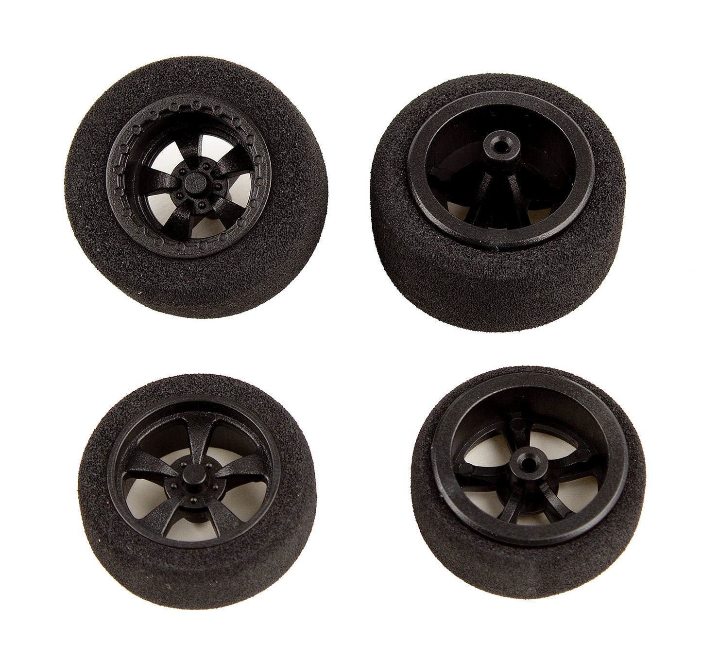 DR28 Front and Rear Wheels and Tires, mounted, black